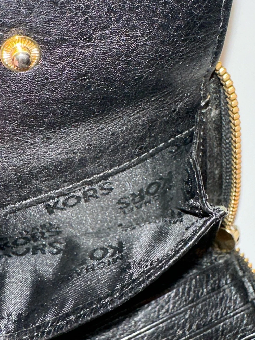 MICHAEL KORS WALLET - WOMENS